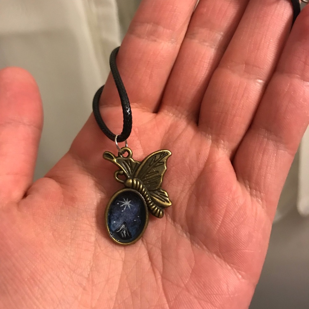 Mountain necklace